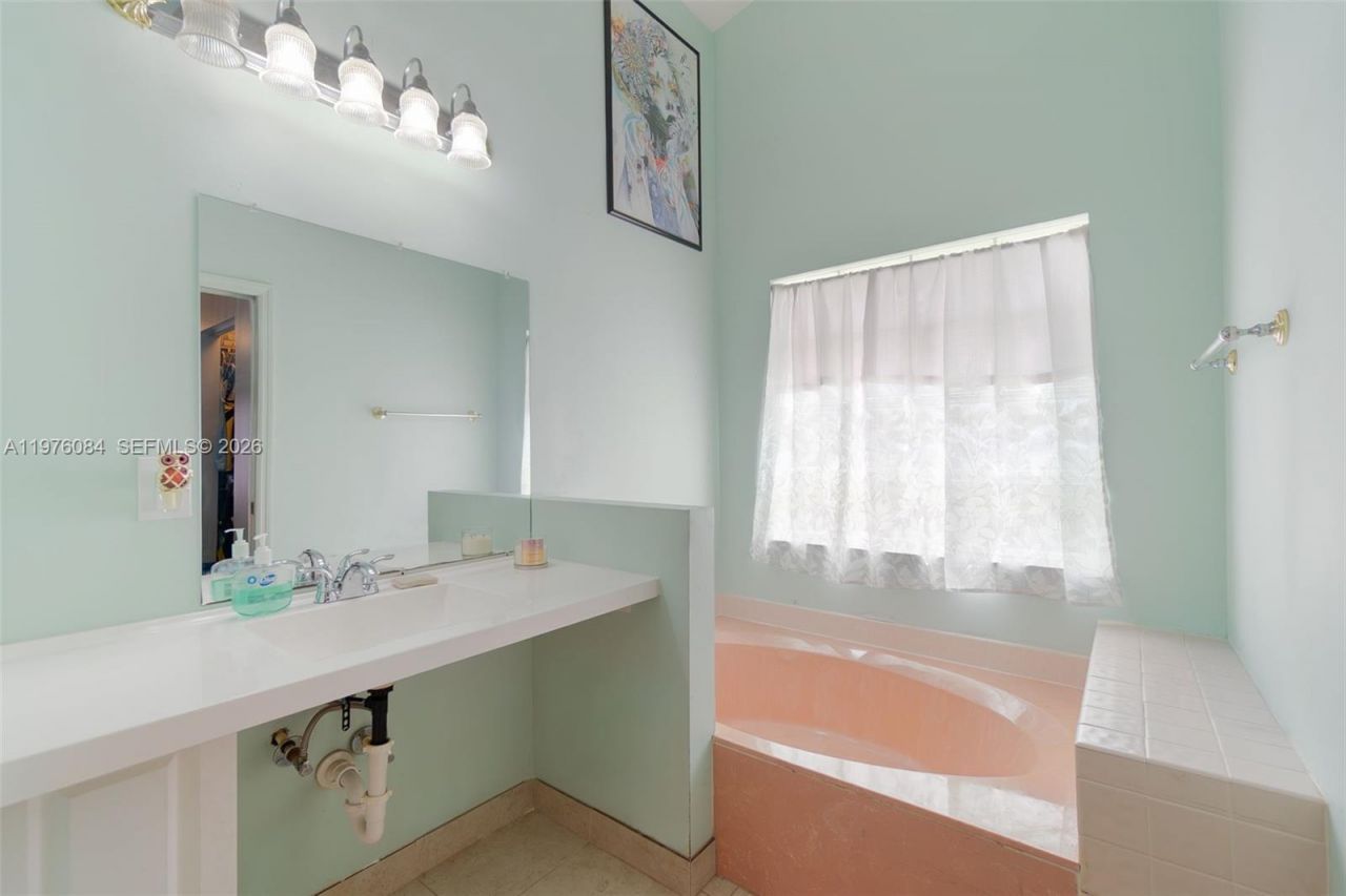 6618 Skipper Ter, Margate, FL 33063 Photo