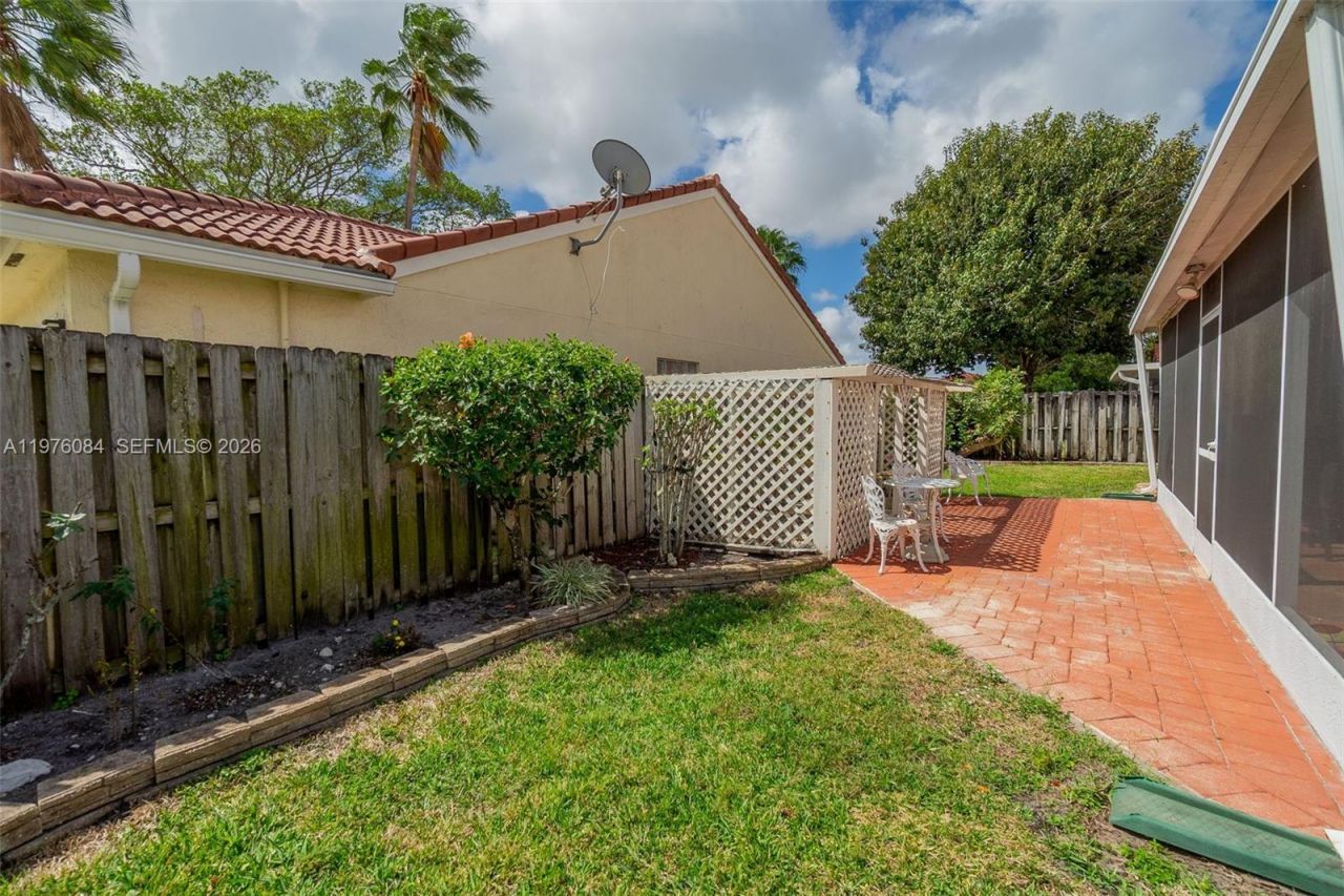 6618 Skipper Ter, Margate, FL 33063 Photo