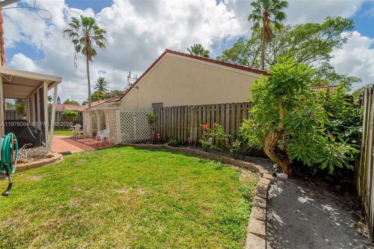 6618 Skipper Ter, Margate, FL 33063 Photo