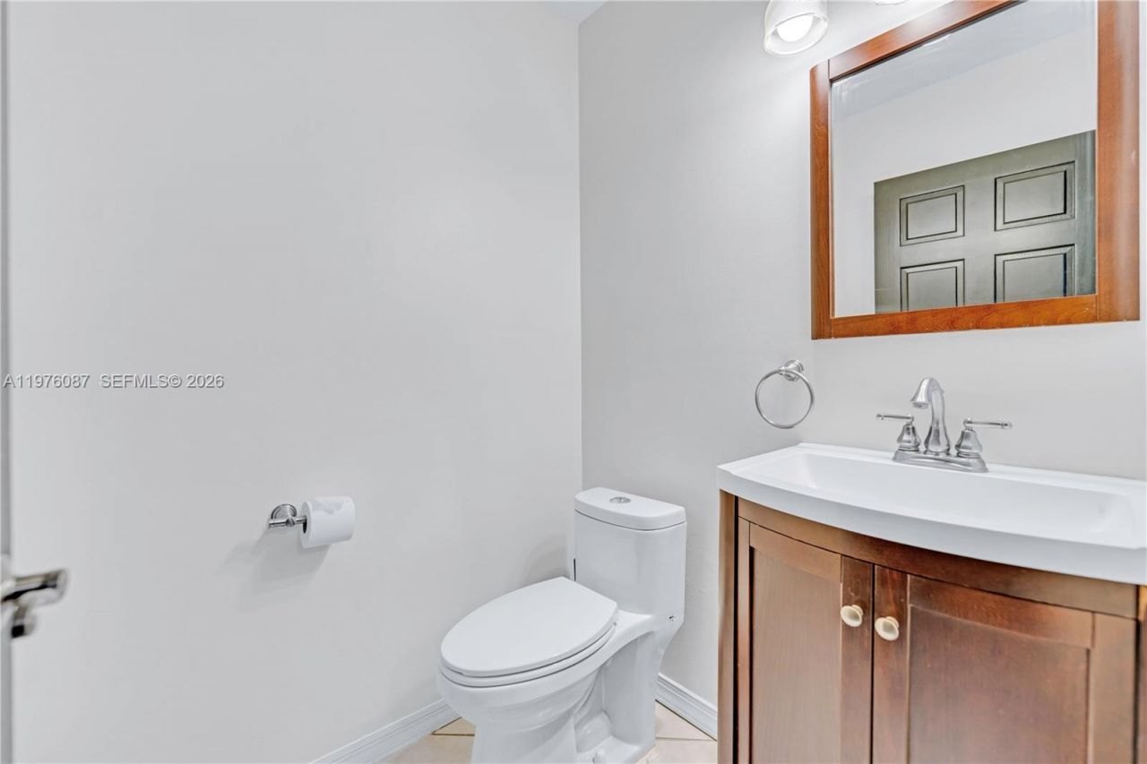 15255 SW 108th Ter, Miami, FL 33196 Photo