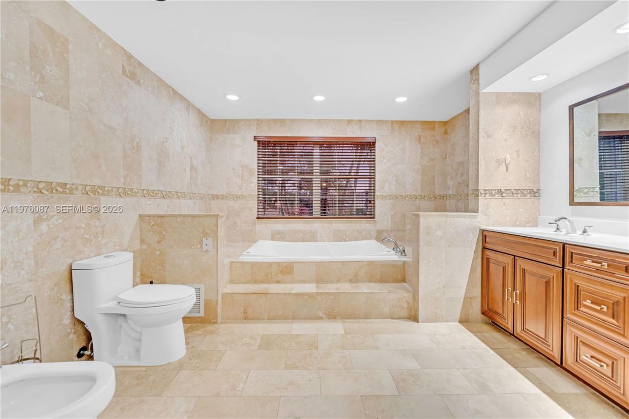 15255 SW 108th Ter, Miami, FL 33196 Photo