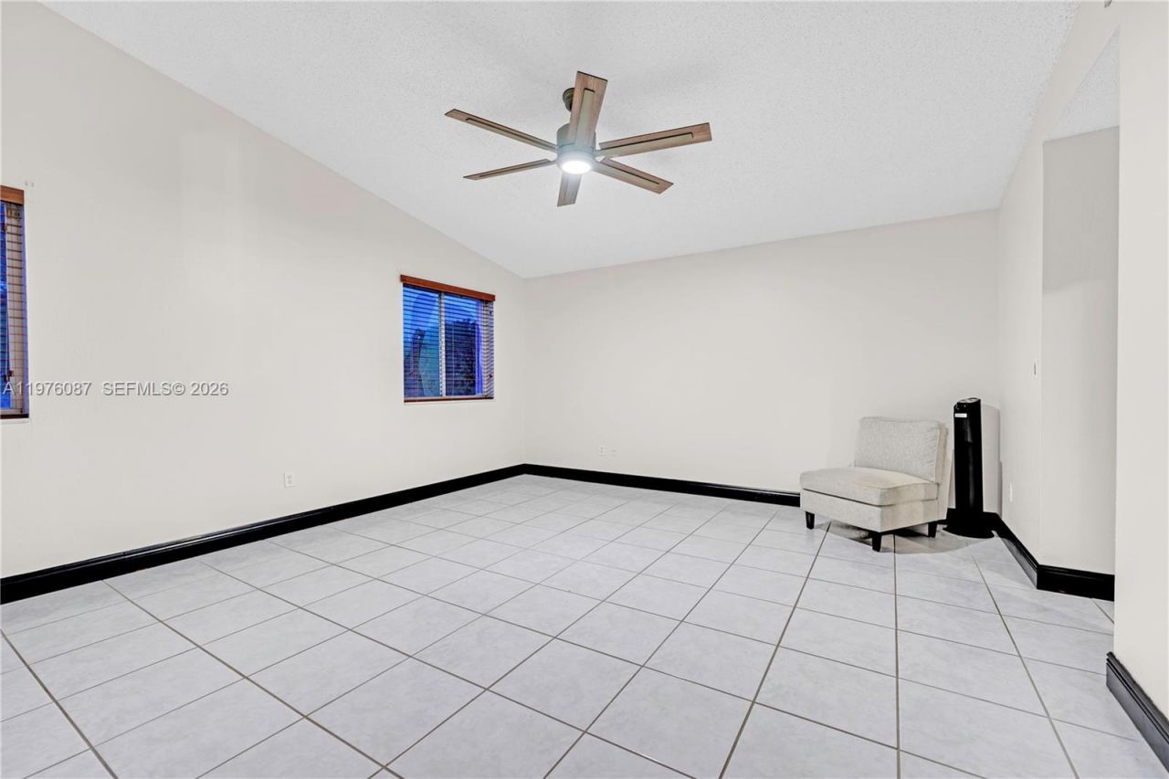 15255 SW 108th Ter, Miami, FL 33196 Photo