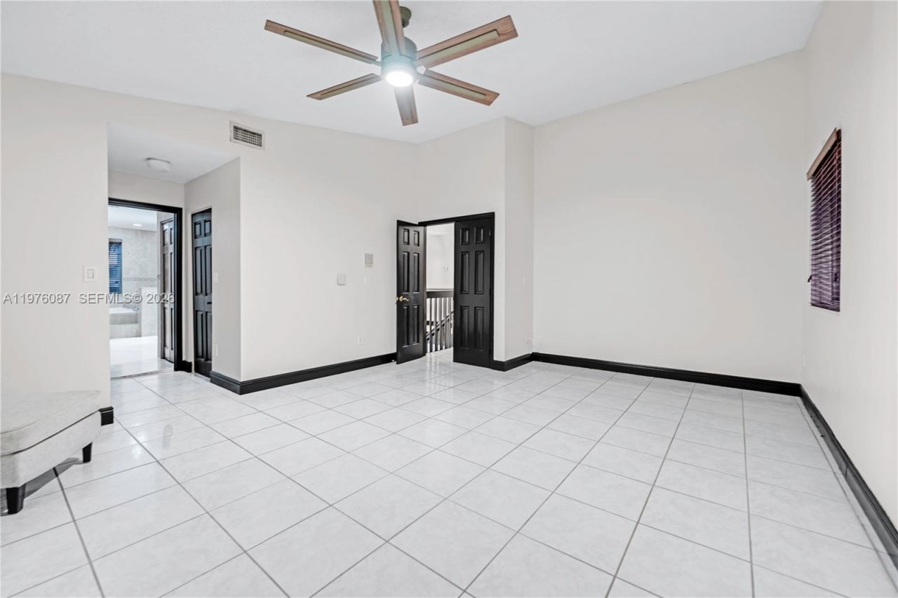 15255 SW 108th Ter, Miami, FL 33196 Photo