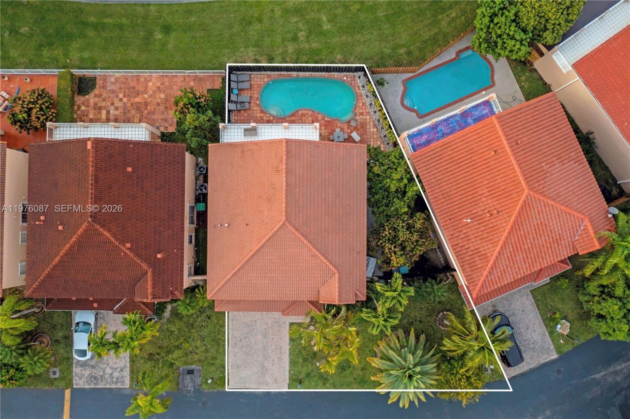 15255 SW 108th Ter, Miami, FL 33196 Photo