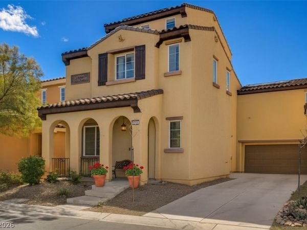 6561 Grand Concourse Street , Las Vegas, NV 89166