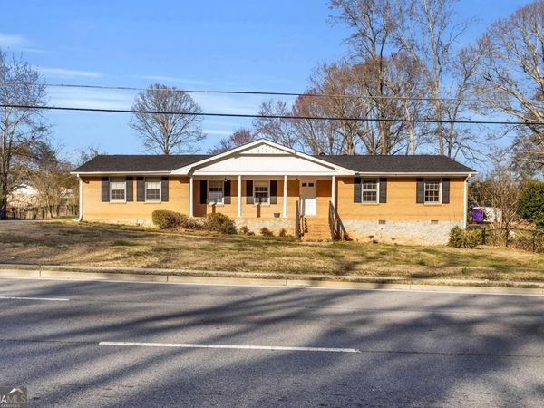 2338 Rockbridge Road, Stone Mountain, GA 30087