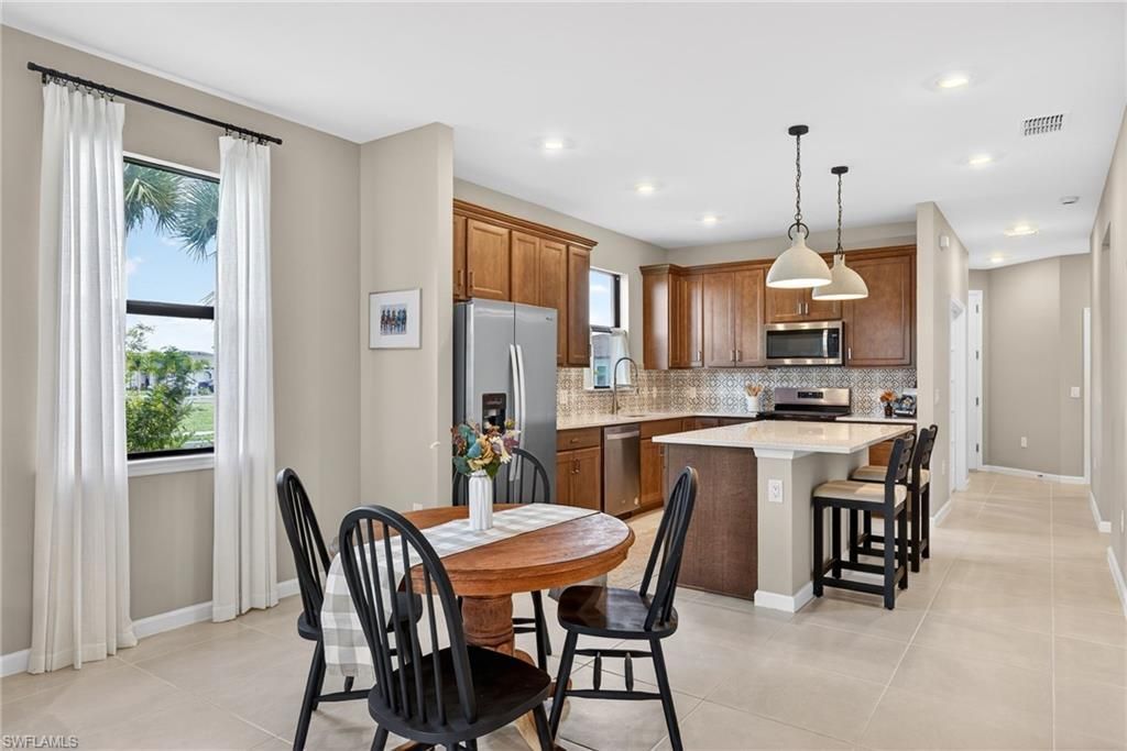 20548 Pebble Glen Dr, Estero, FL 33928 Photo