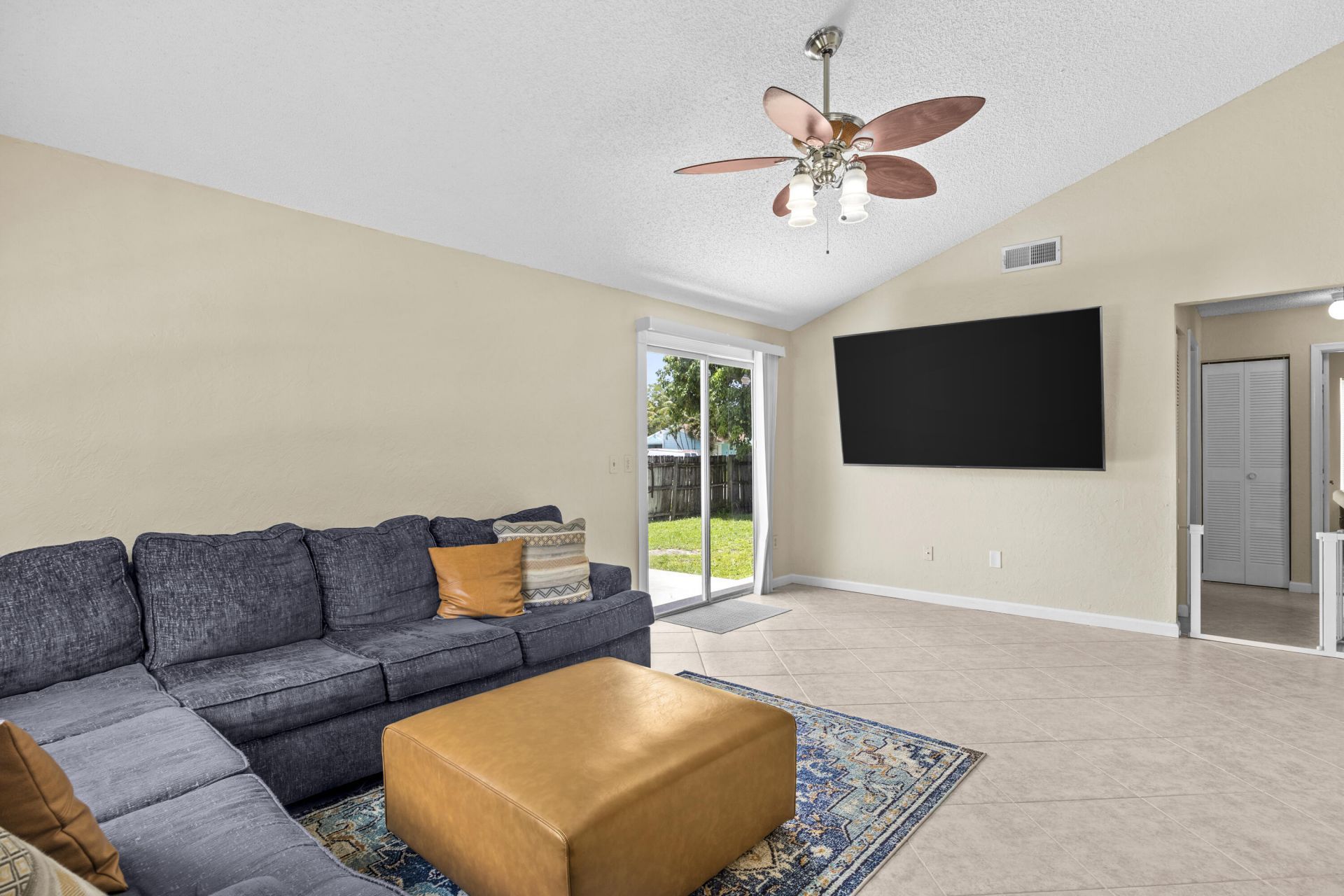 10552 Bobbie Lane, Royal Palm Beach, FL 33411 Photo