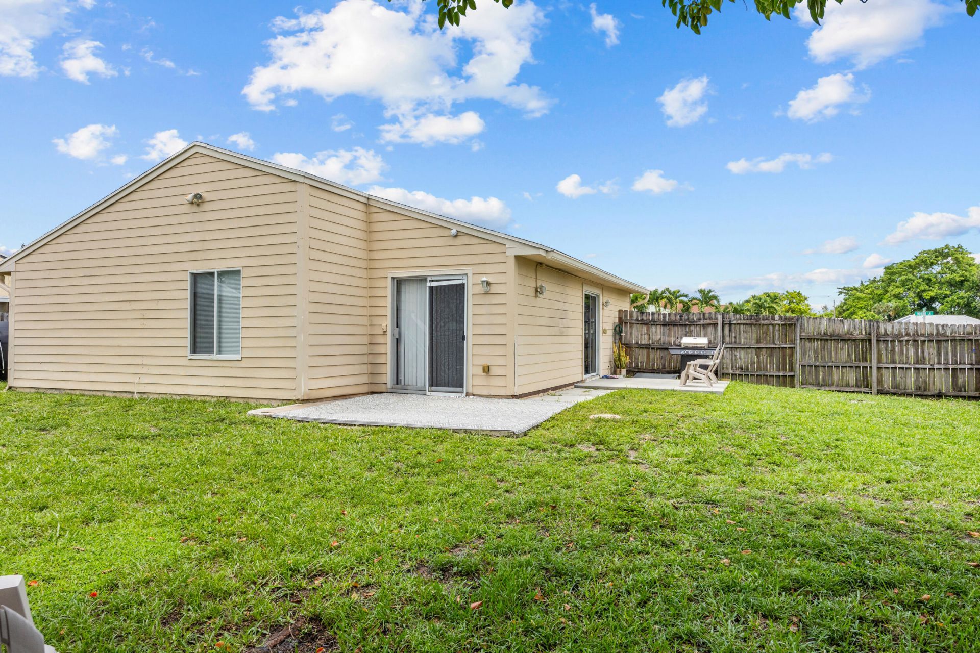 10552 Bobbie Lane, Royal Palm Beach, FL 33411 Photo