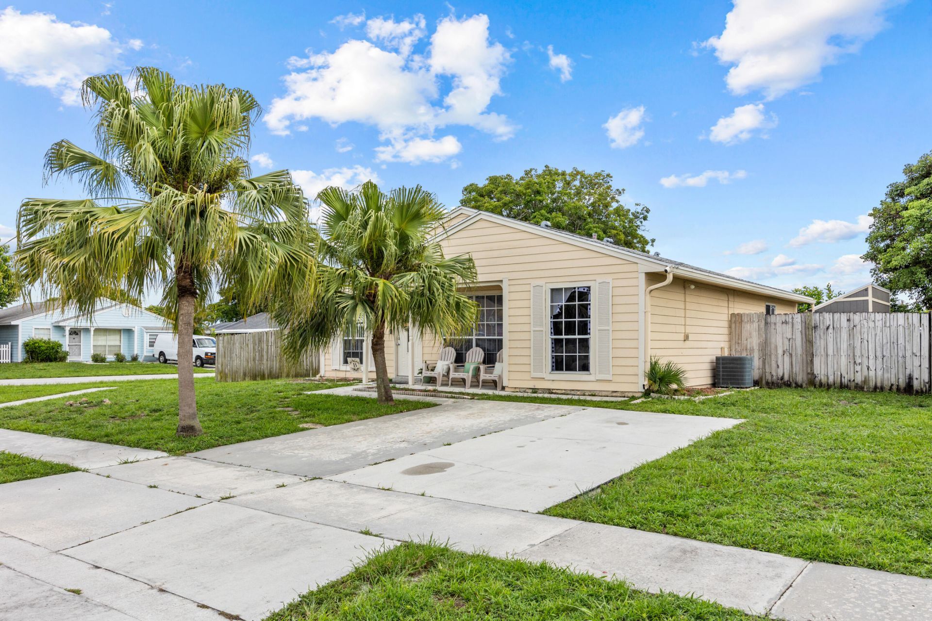 10552 Bobbie Lane, Royal Palm Beach, FL 33411 Photo