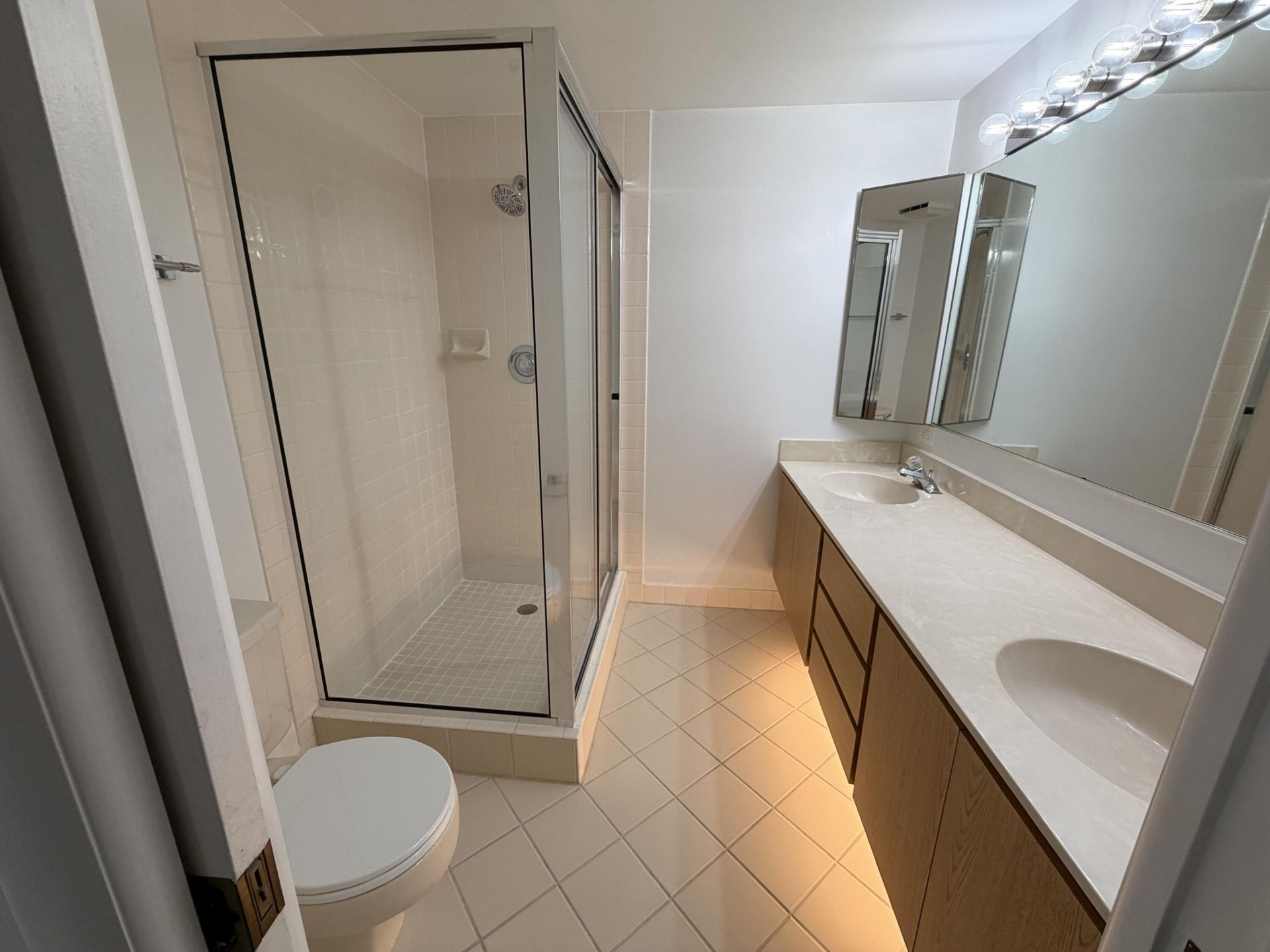 7622 76th, Unit 200, West Palm Beach, FL 33407 Photo