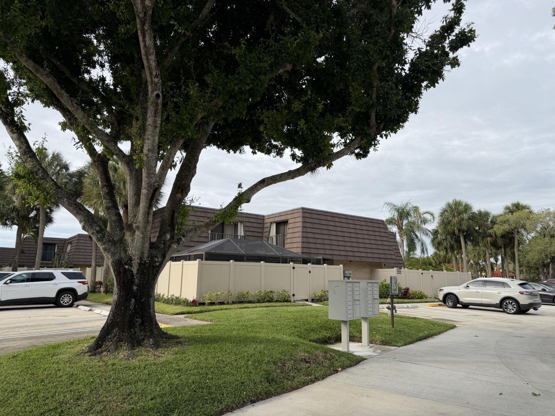 7622 76th, Unit 200, West Palm Beach, FL 33407 Photo