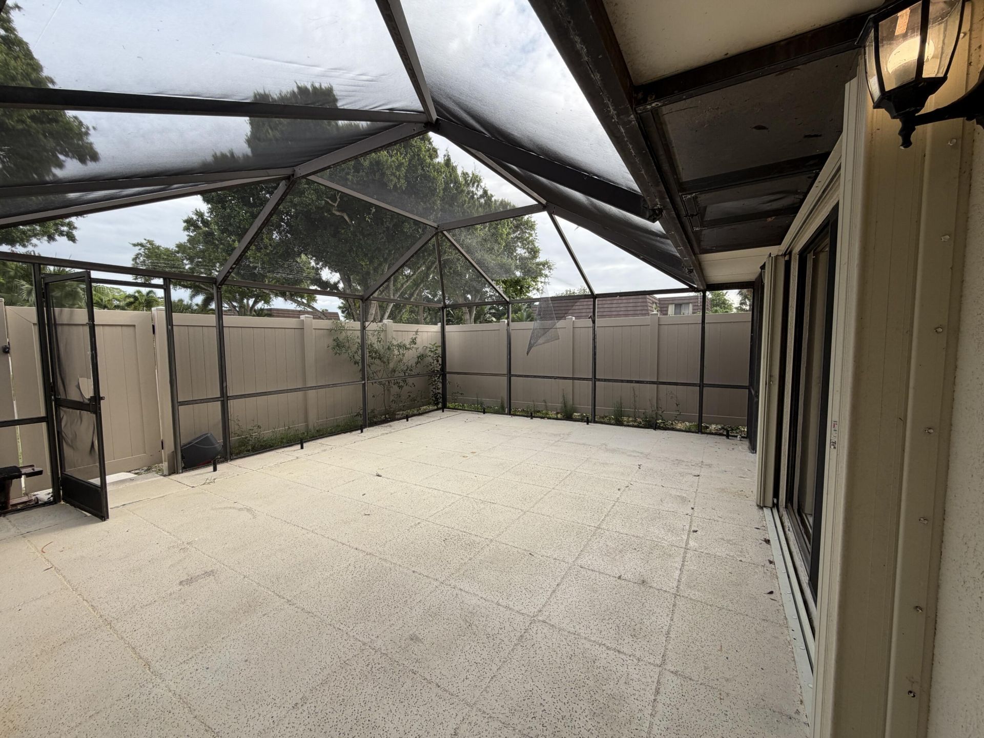 7622 76th, Unit 200, West Palm Beach, FL 33407 Photo