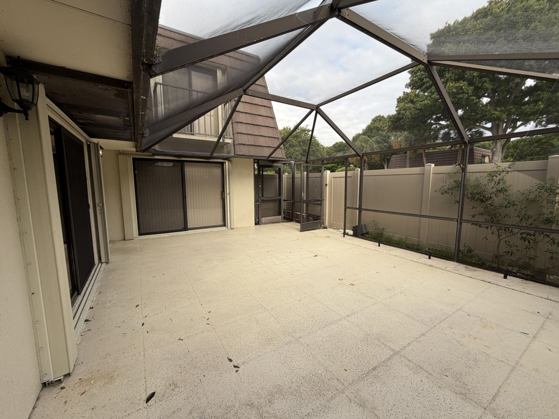 7622 76th, Unit 200, West Palm Beach, FL 33407 Photo
