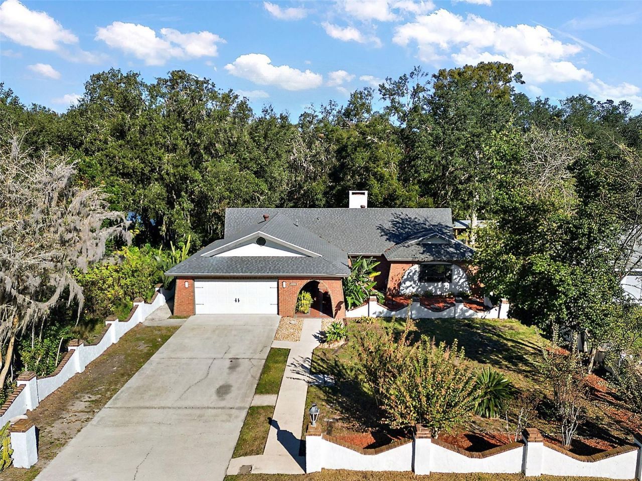 4219 Magnolia Avenue, Leesburg, FL 34748 Main Photo