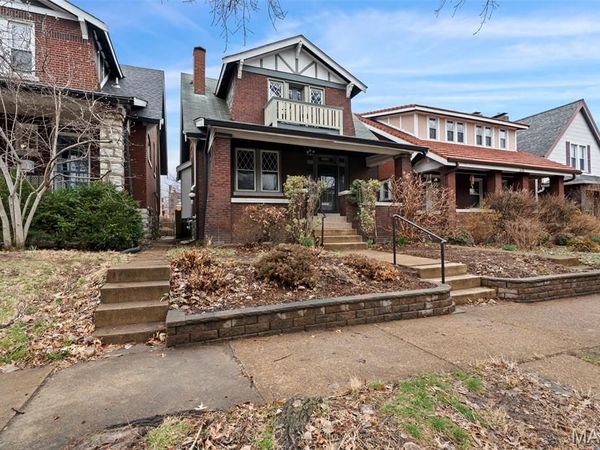 4019 Wyoming, St Louis, MO 63116