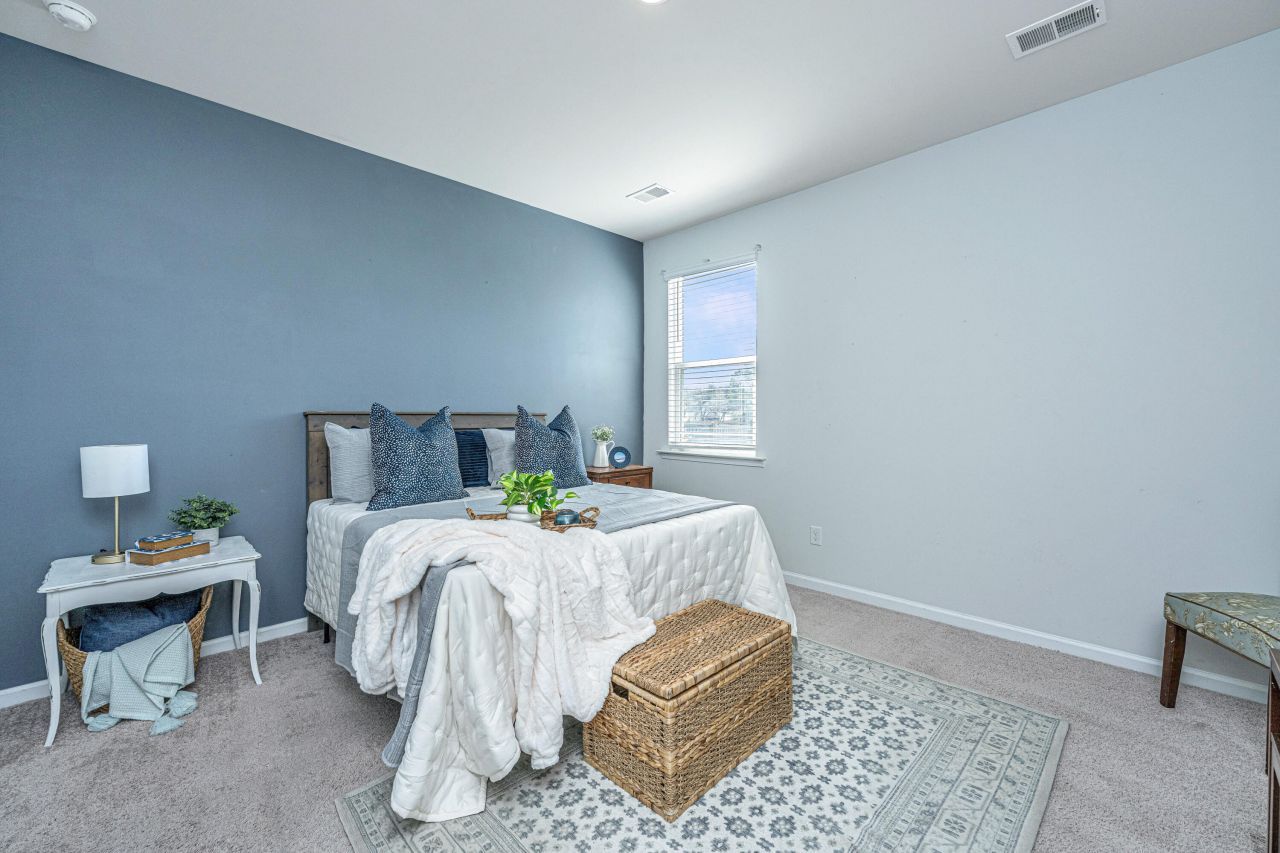 440 Blue Elderberry Run Photo 19