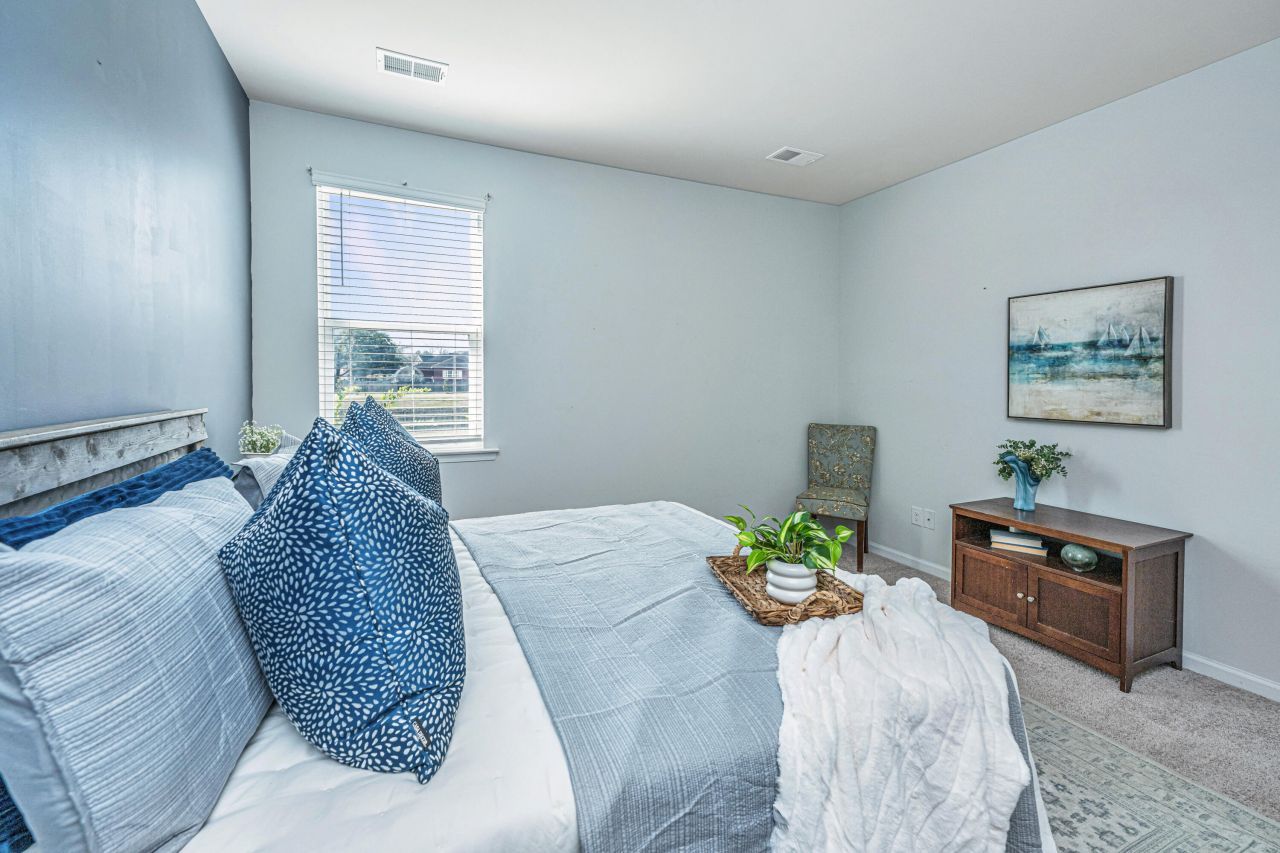 440 Blue Elderberry Run Photo 20