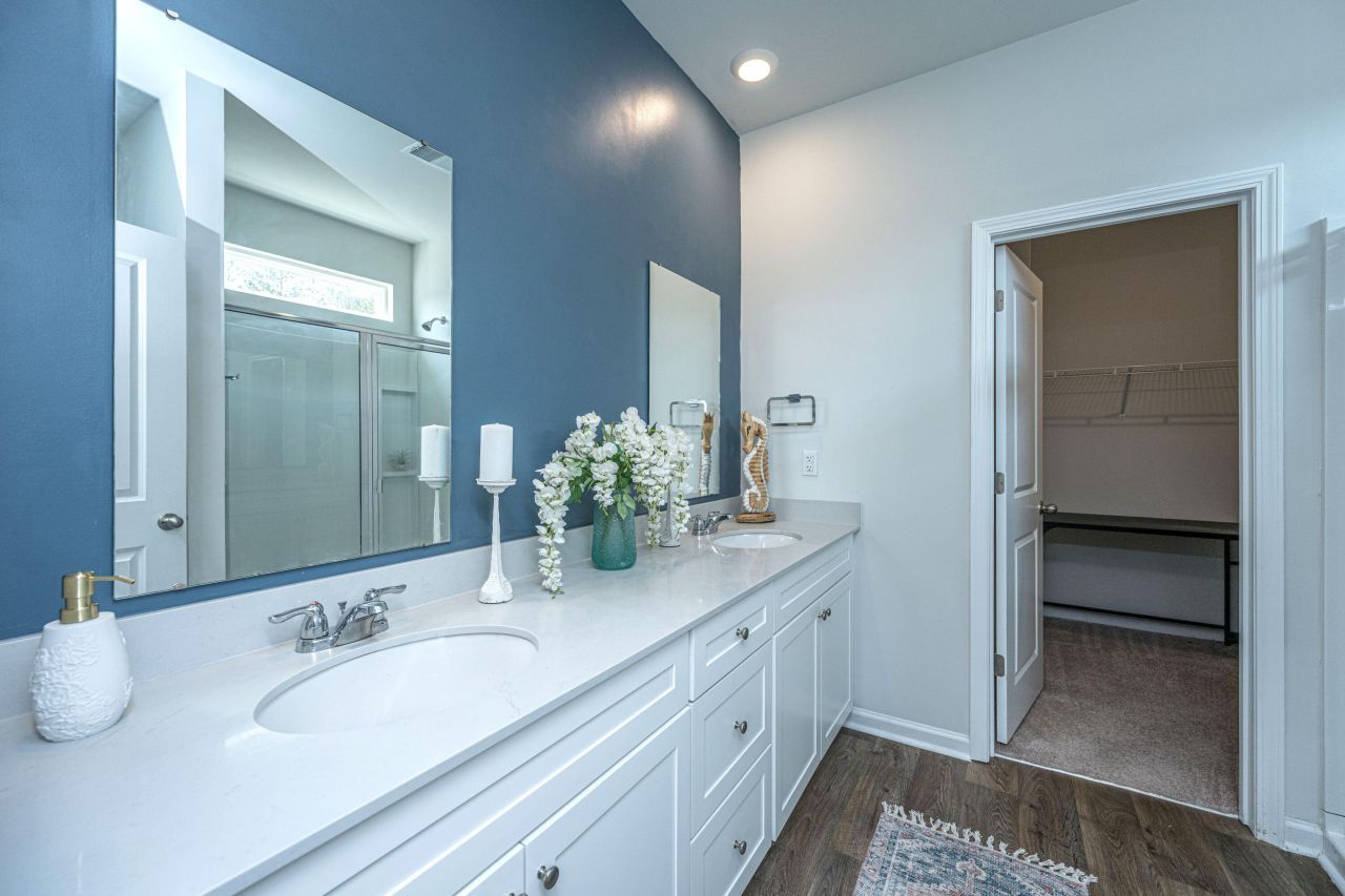 440 Blue Elderberry Run Photo 21