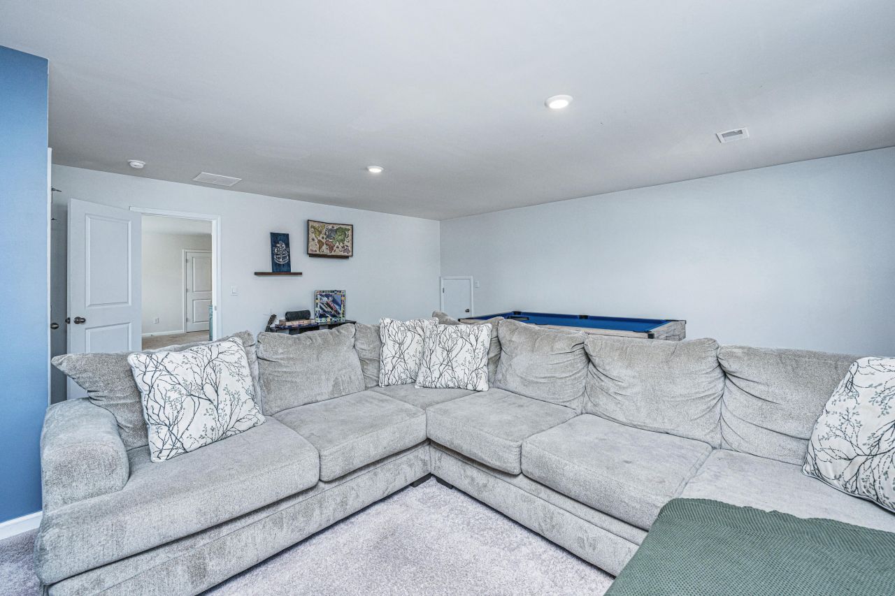 440 Blue Elderberry Run Photo 27