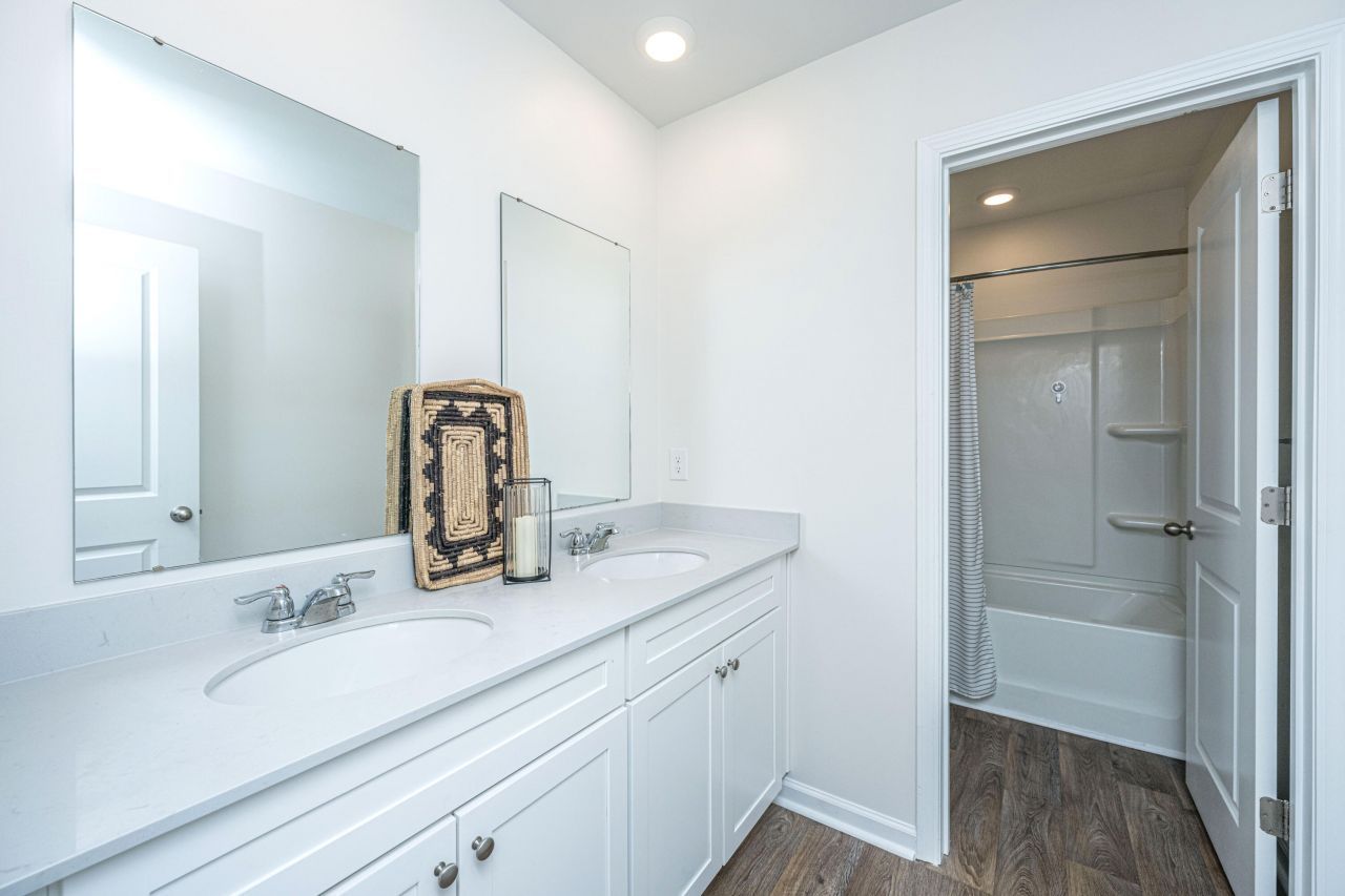 440 Blue Elderberry Run Photo 35