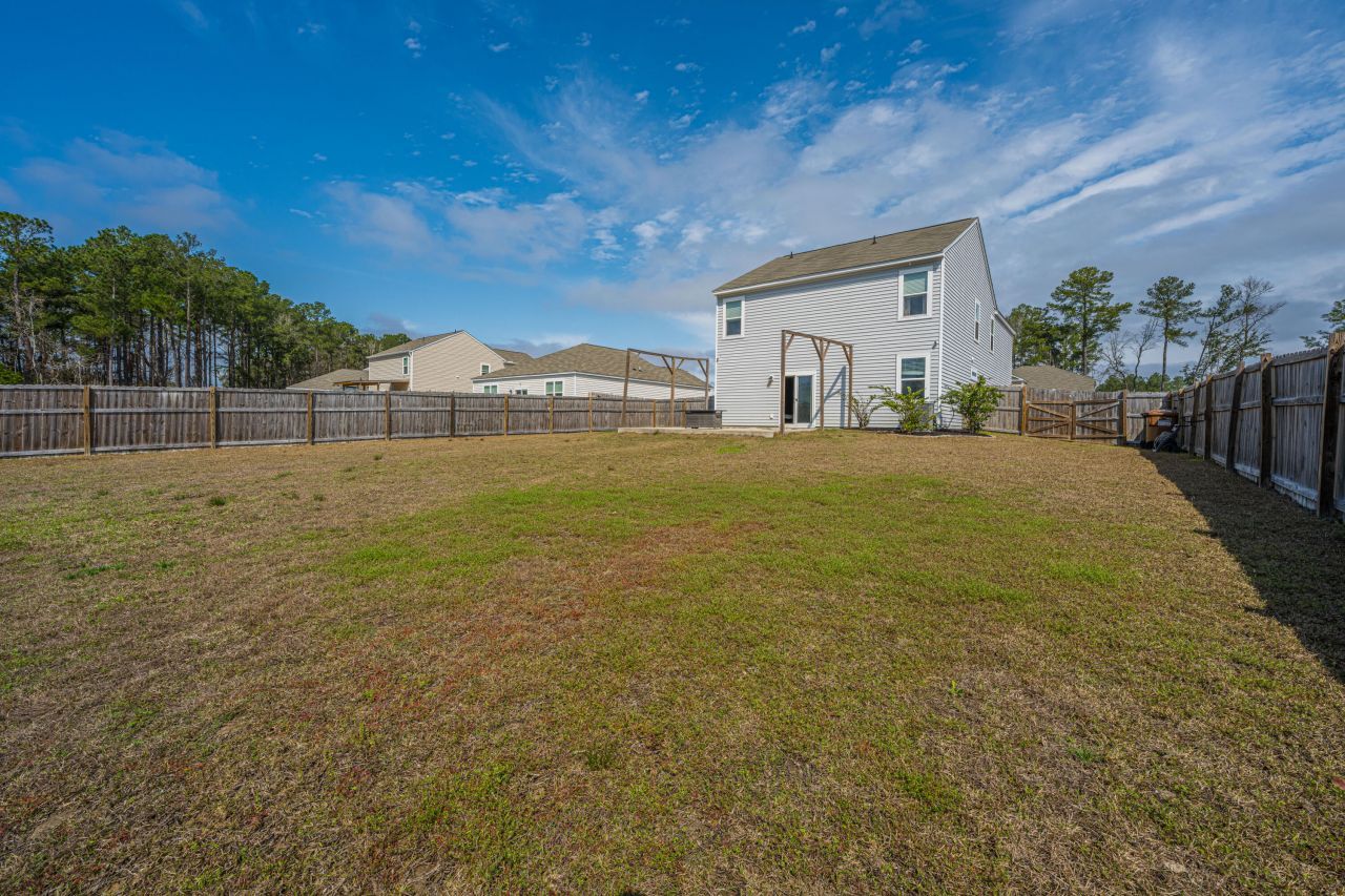 440 Blue Elderberry Run Photo 50