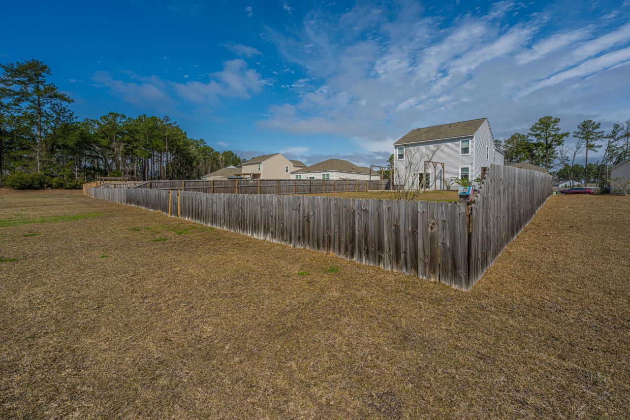 440 Blue Elderberry Run Photo 57