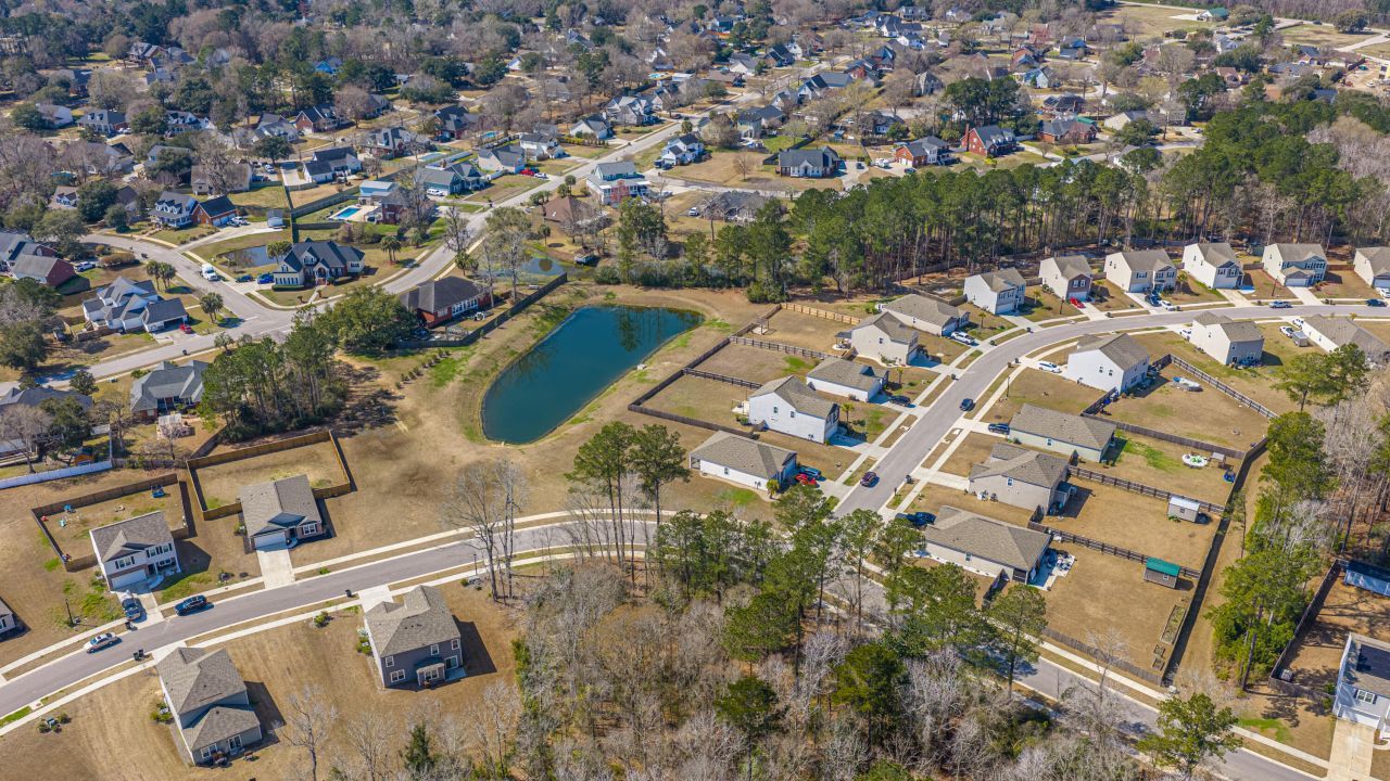 440 Blue Elderberry Run Photo 67