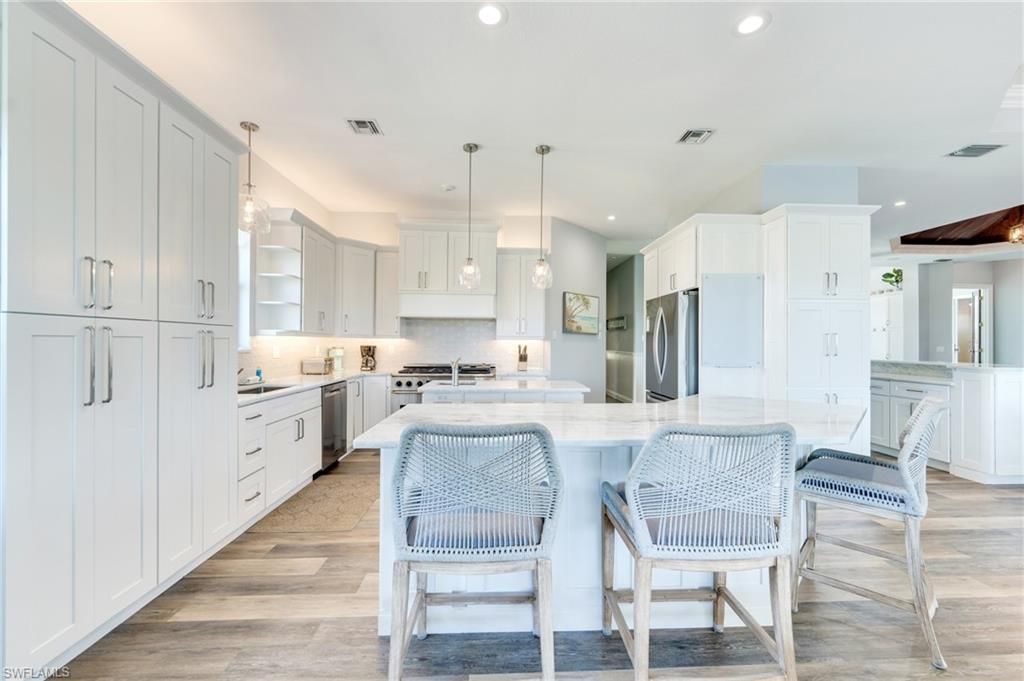 1460 Middle Gulf Dr, Sanibel, FL 33957 Photo