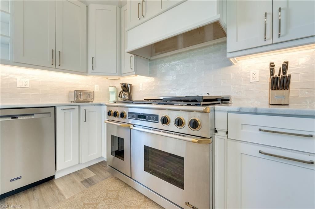 1460 Middle Gulf Dr, Sanibel, FL 33957 Photo