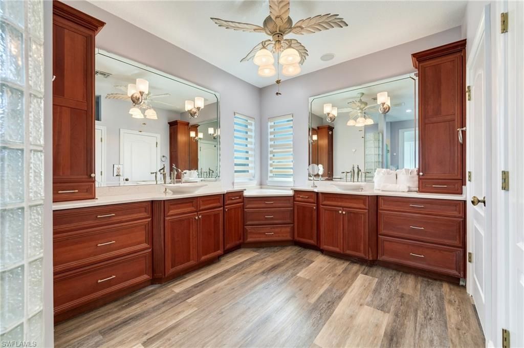 1460 Middle Gulf Dr, Sanibel, FL 33957 Photo