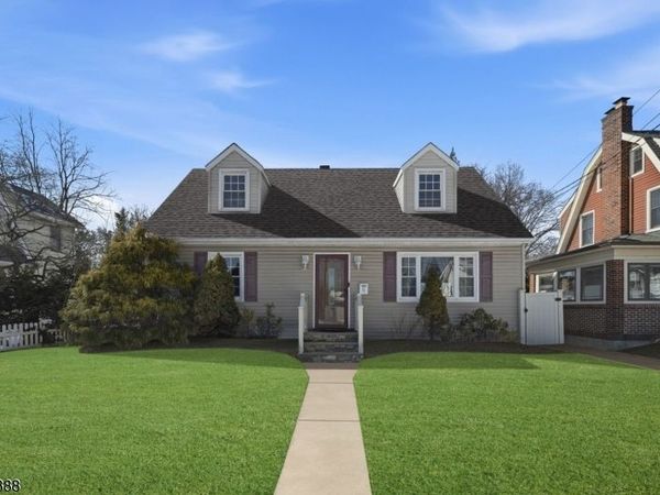 95 Cedar Ave, Hackensack, NJ 07601