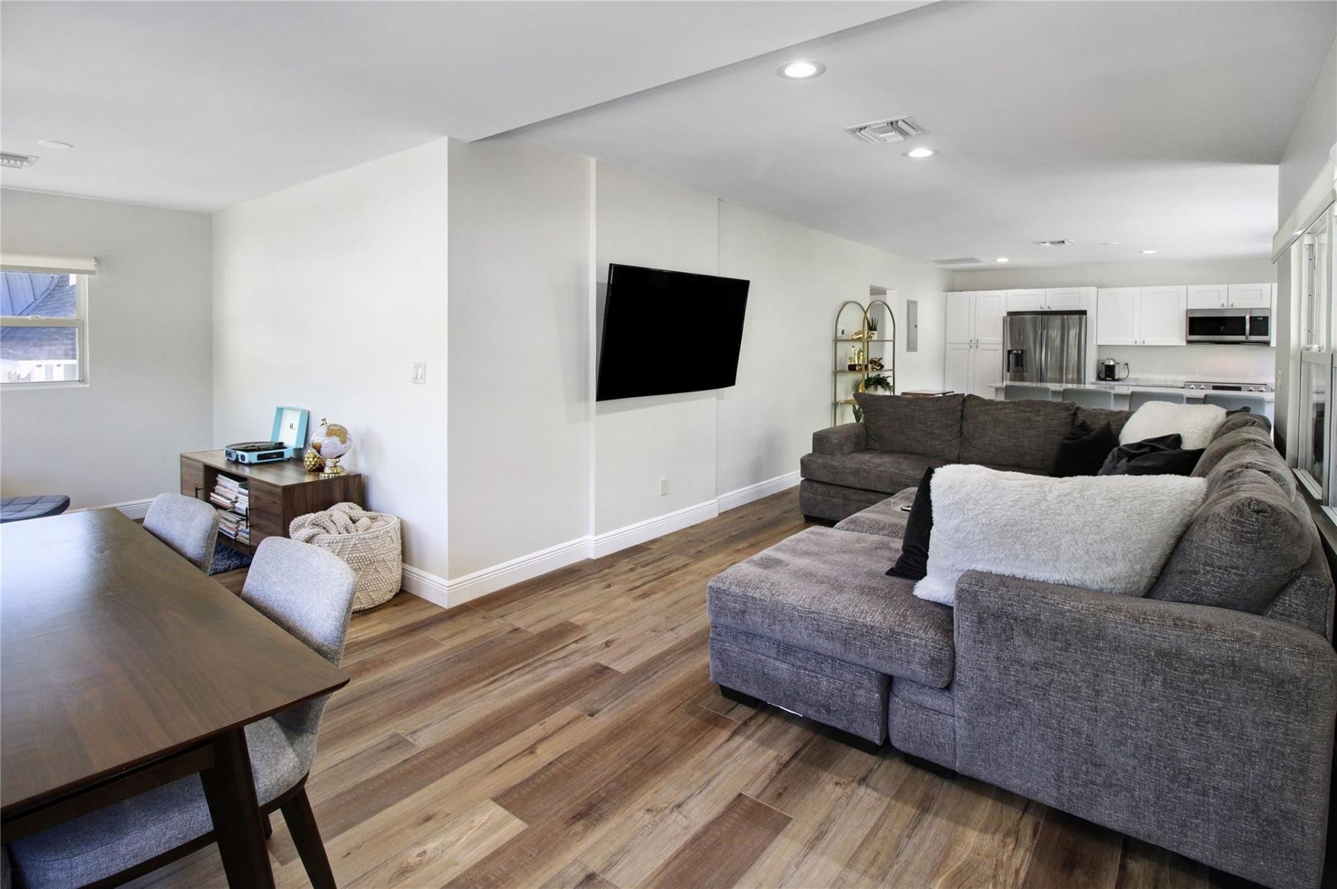 211 SE 16th Avenue, Unit 2, Fort Lauderdale, FL 33301 Photo