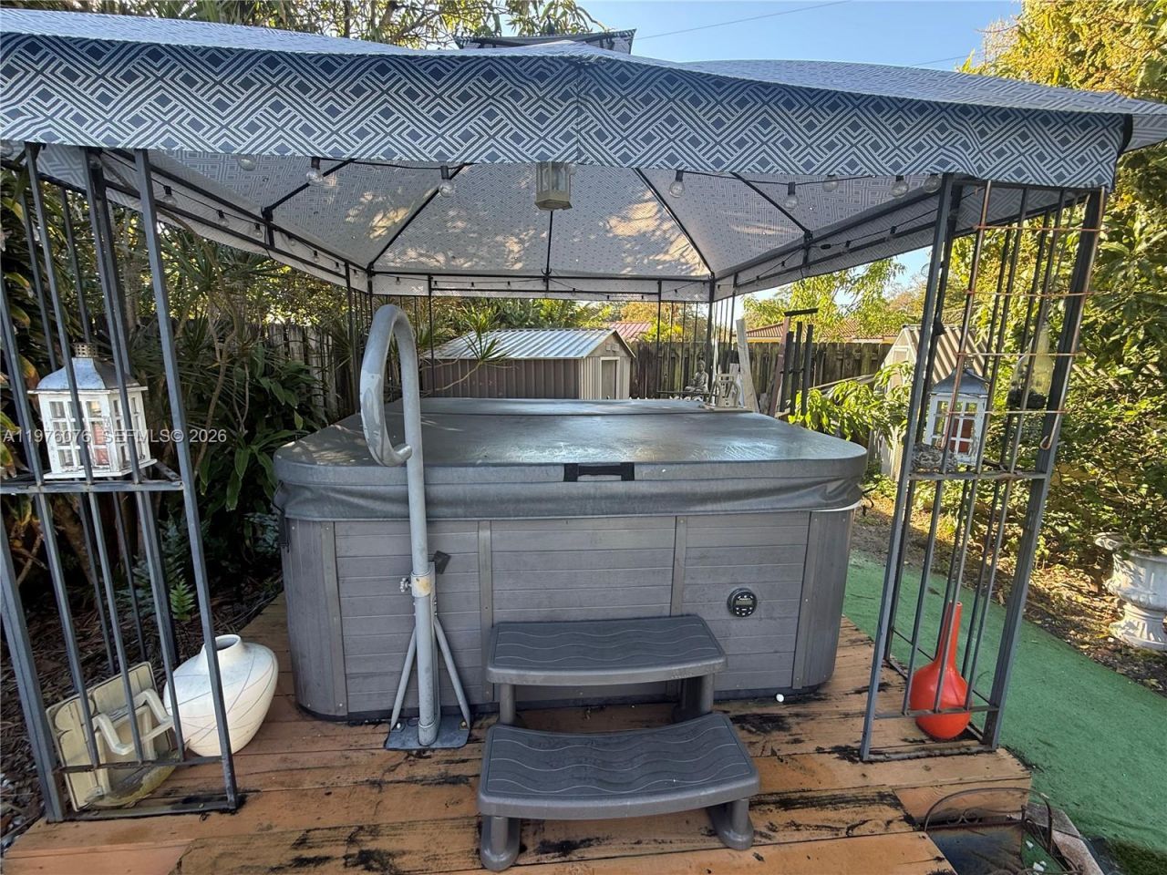 1350 NE 134th St , North Miami, FL 33161 Photo