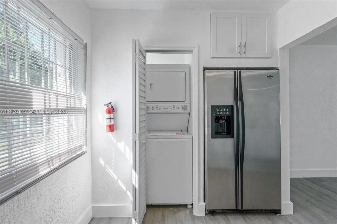 2410 NW 159th Ter, Miami Gardens, FL 33054 Photo