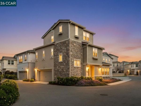 3016 Threecastles Way, Dublin, CA 94568