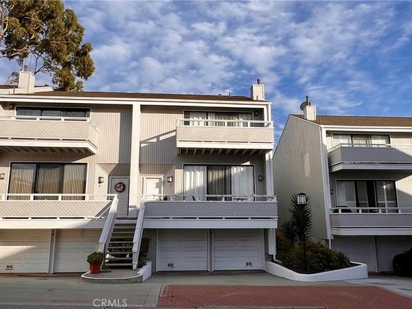 7 Swift Court, Unit 210, Newport Beach, CA 92663