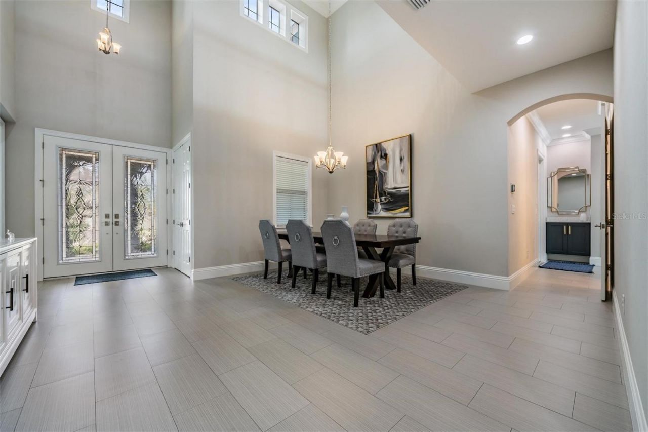 2913 Valencia Ridge Street, Valrico, FL 33596 Photo