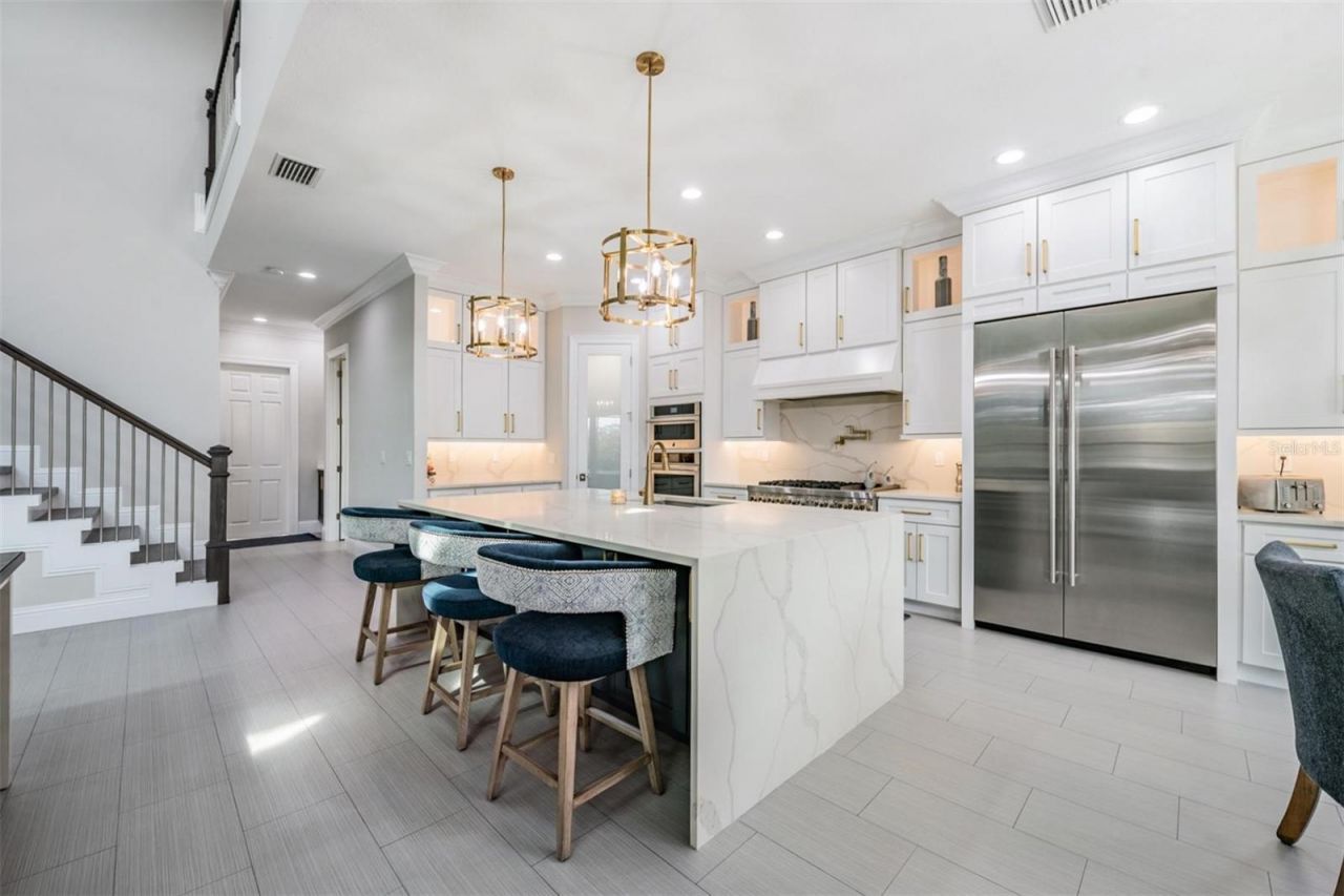 2913 Valencia Ridge Street, Valrico, FL 33596 Photo