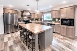 1036 Black Tom Road photo 4