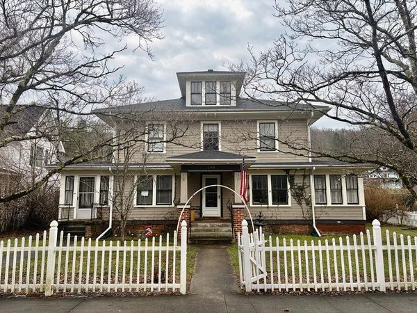 208 Main Street, Bramwell, WV 24715