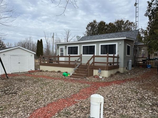 4686 Lakeview Avenue, Dayton Twp, MI 48760