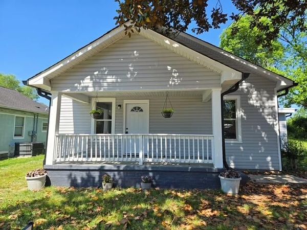 1055 N Orchard Knob Avenue, Chattanooga, TN 37406