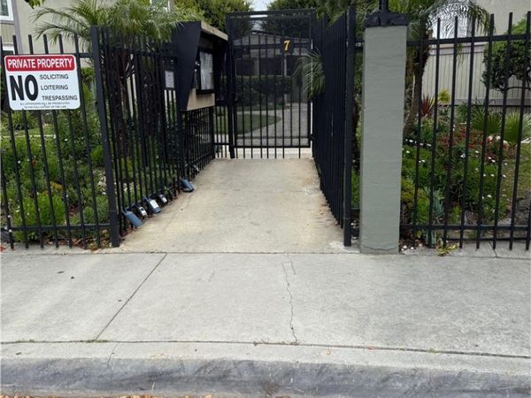 23204 Sesame Street, Unit C, Torrance, CA 90502