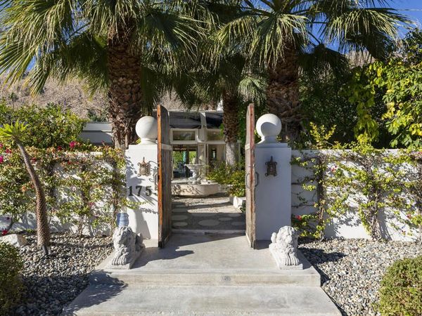 1755 S Mesa Drive, Palm Springs, CA 92264