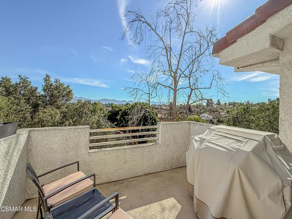 2533 Antonio Drive, Unit 301, Camarillo, CA 93010