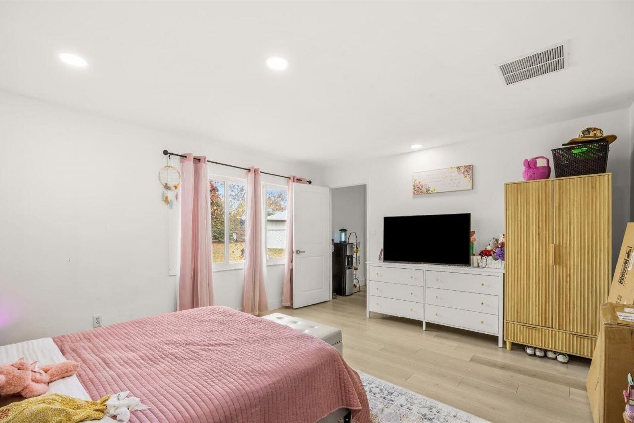 301 NW Prima Vista Boulevard, Port Saint Lucie, FL 34983 Photo