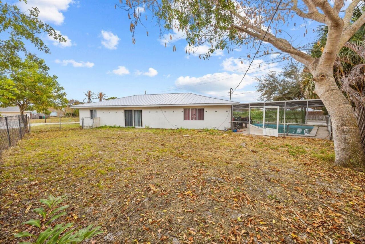 301 NW Prima Vista Boulevard, Port Saint Lucie, FL 34983 Photo