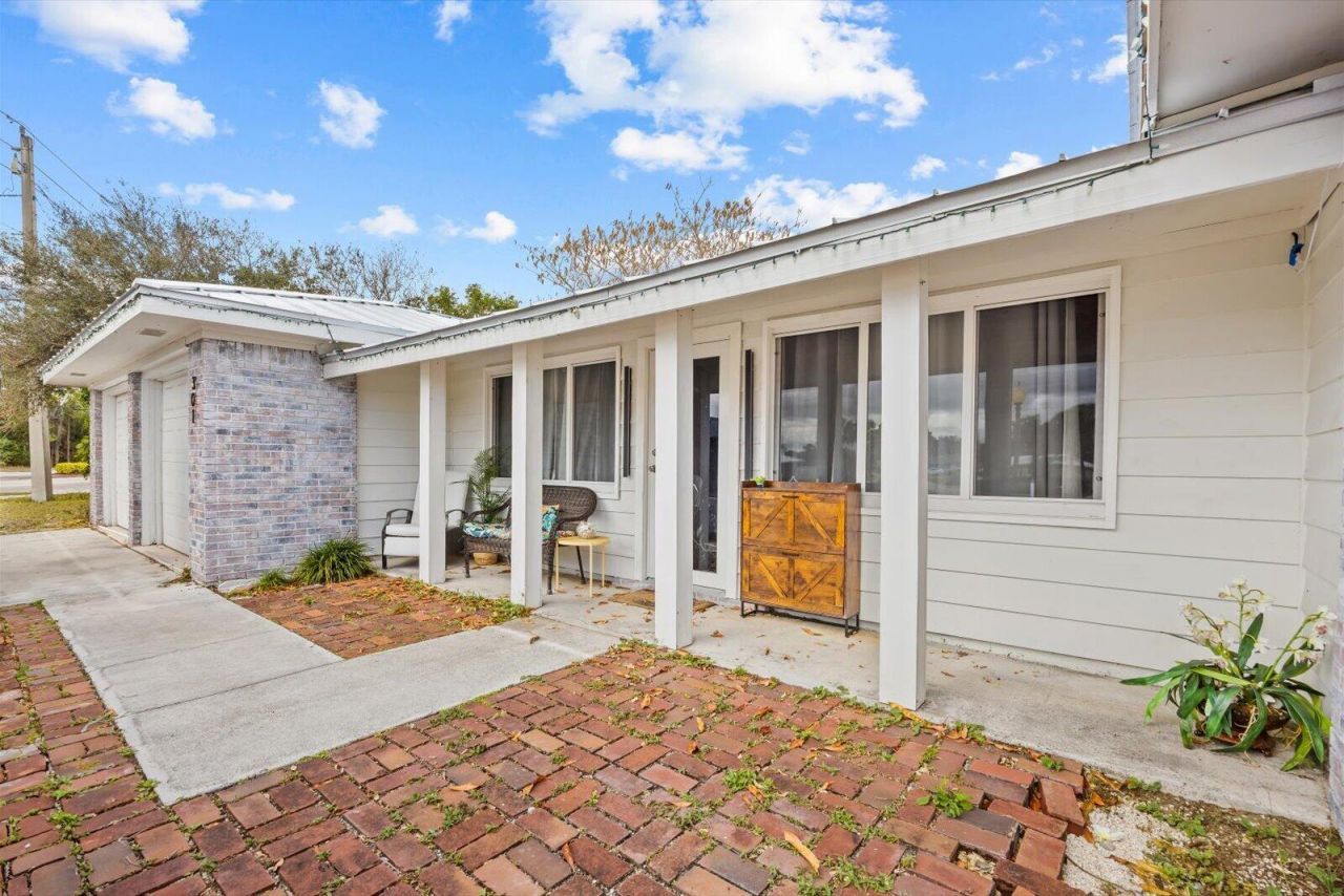 301 NW Prima Vista Boulevard, Port Saint Lucie, FL 34983 Photo