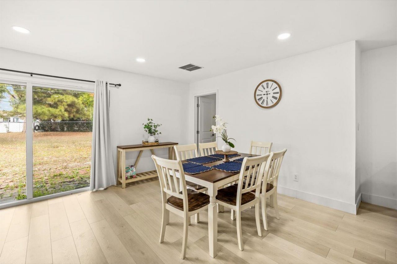 301 NW Prima Vista Boulevard, Port Saint Lucie, FL 34983 Photo